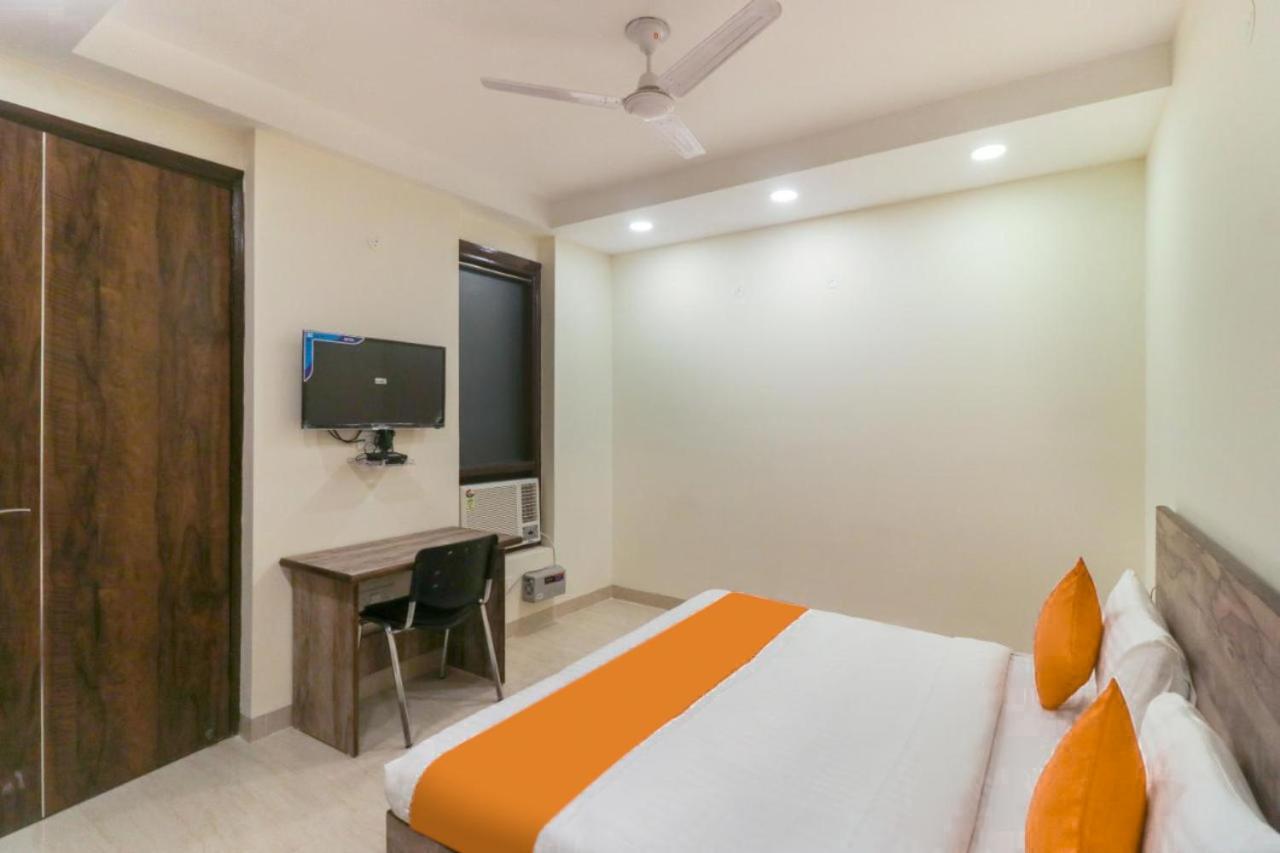 Fabhotel Comfort Residency II Ґурґаон Екстер'єр фото